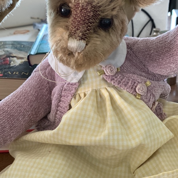 Bearington Collection Vintage Bunnies - Picture 3 of 3